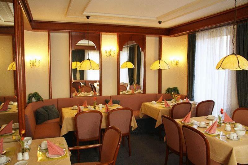 Hotel Am Schelztor Esslingen am Neckar Kültér fotó