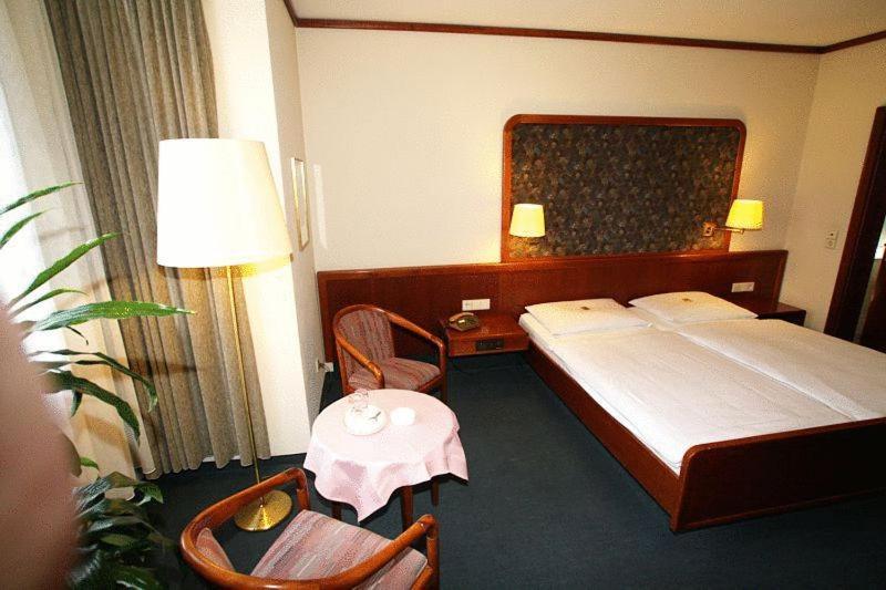 Hotel Am Schelztor Esslingen am Neckar Kültér fotó